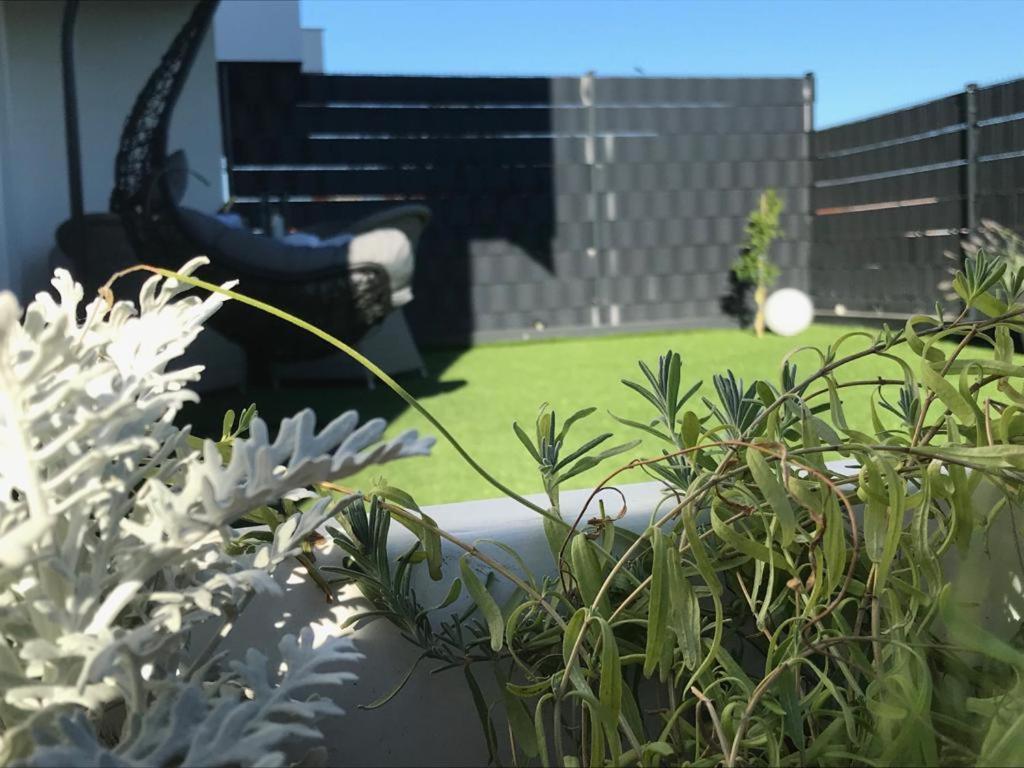 Hedonist-Luxury 2 Bedroom Apartment With Private Hot Tub, Garden And Free Parking Trogir Ngoại thất bức ảnh
